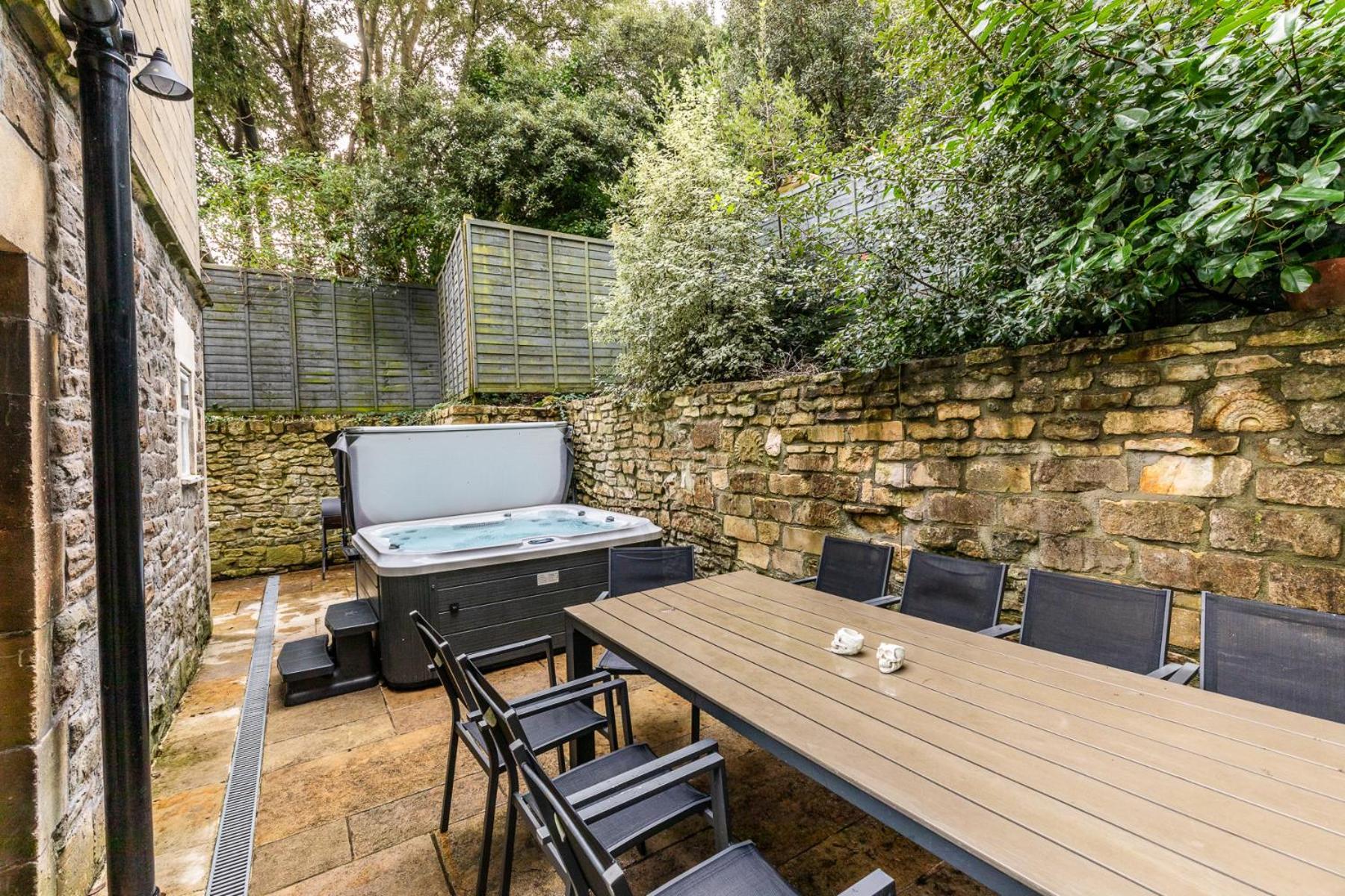 Locksbrook Lodge - Hot Tub - Spacious Outdoor Space Bath Eksteriør bilde